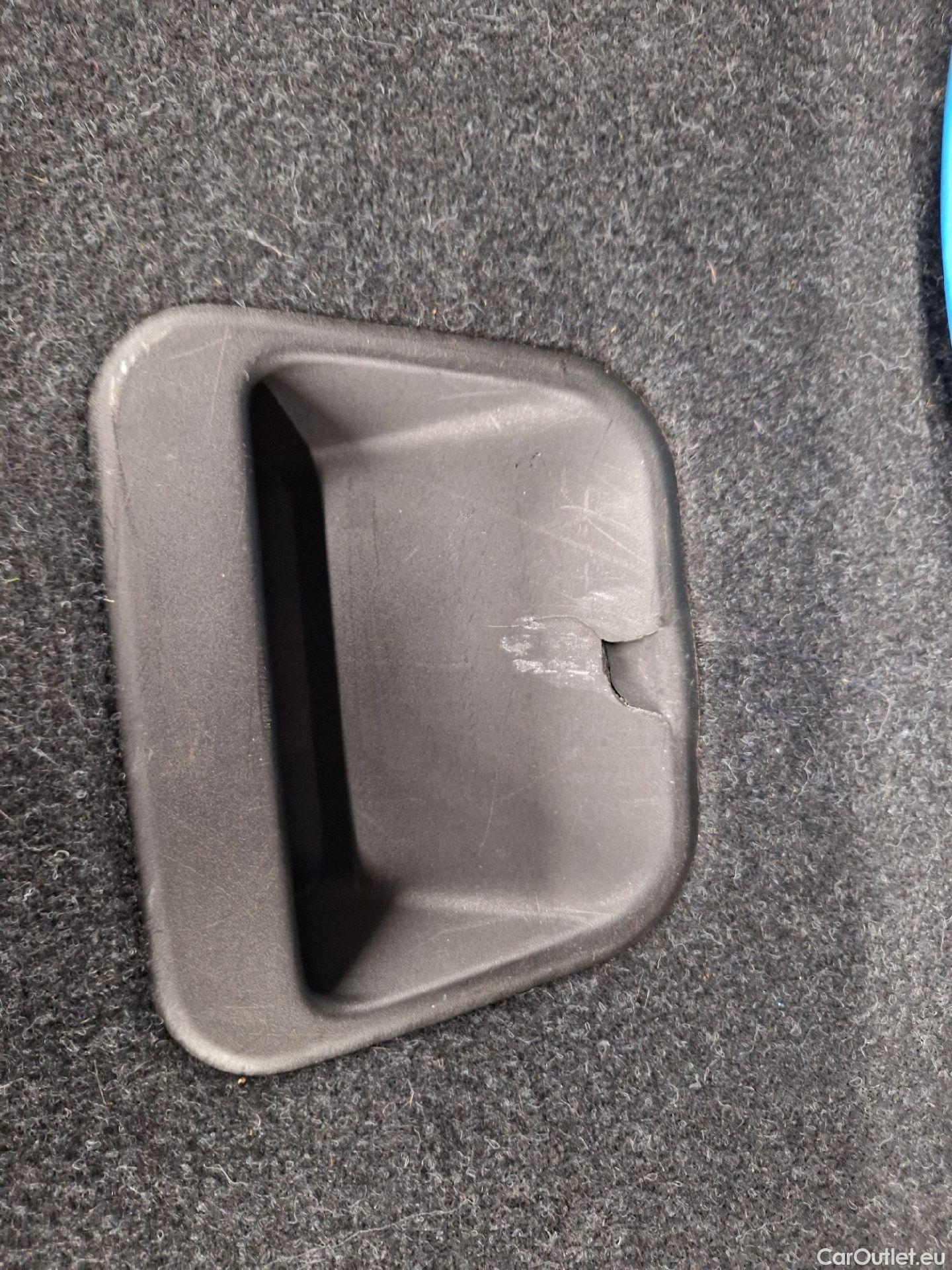  Volvo  XC 40 Volvo, XC40 '17, Volvo XC40 T5 Twin Engine R-Design 5d #42