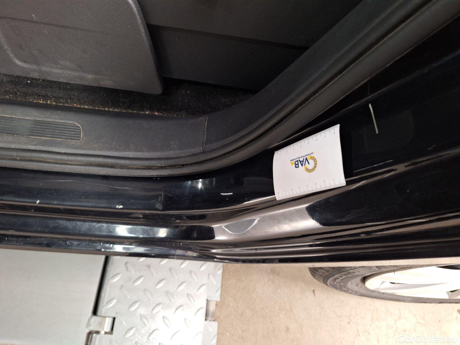  Volkswagen  Touran VW,  '15, Volkswagen  2.0 TDi 85kW Trendline DSG 5d 7pl #44