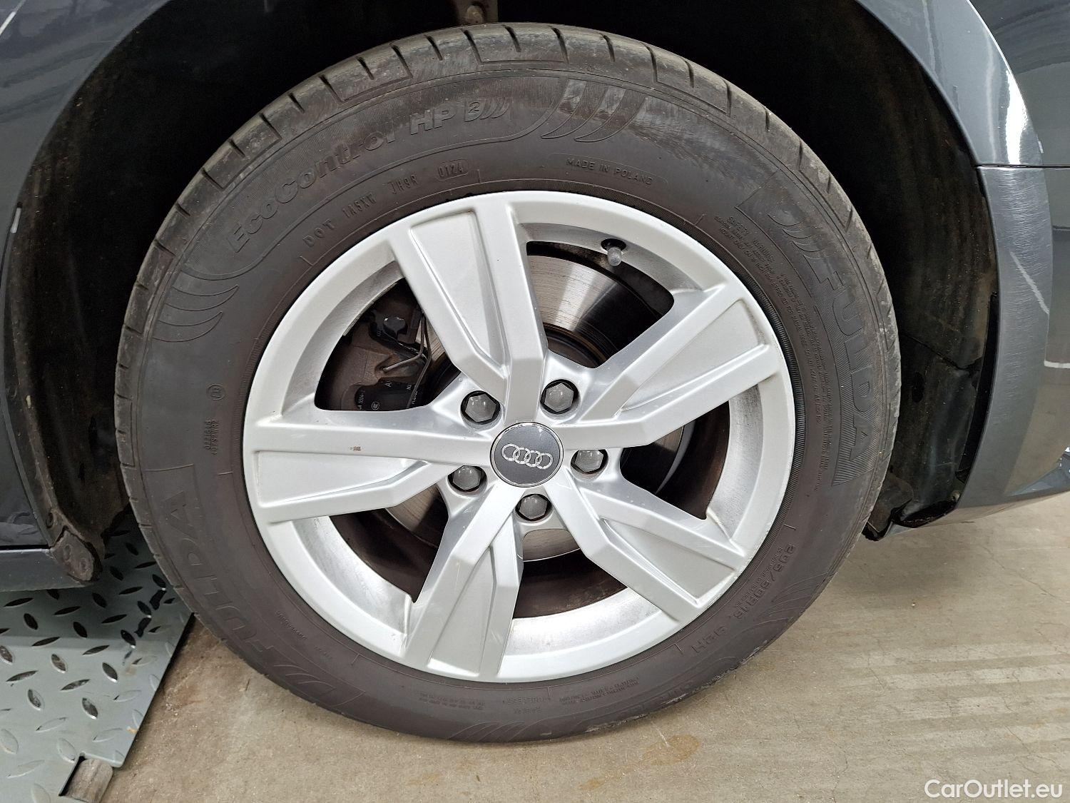  Audi  A4 Audi,  Avant '15, Audi  Avant 2.0 35 TDi 110kW S tronic Business E #111