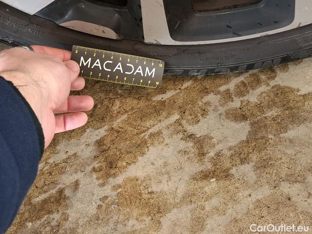  Citroen  C5 CITROEN  Aircross / 2018 / 5P / SUV Hybrid 225 ë-EAT8 Shine Pack #5