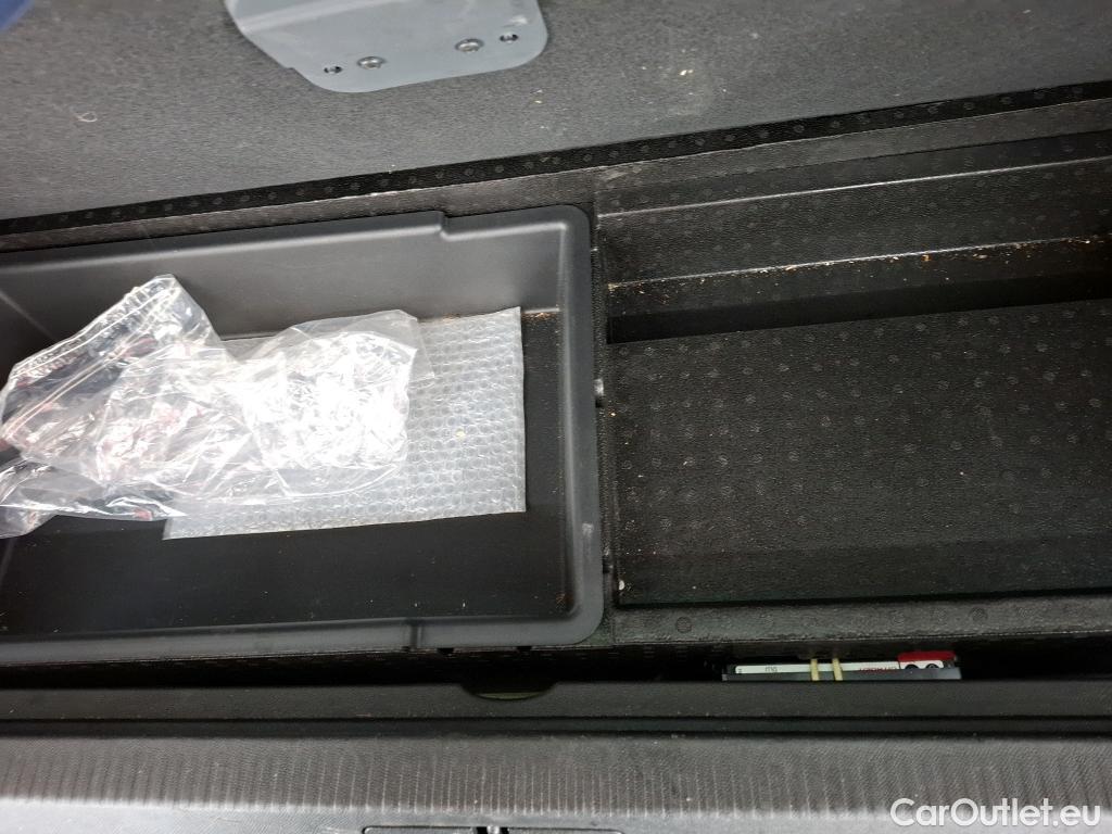  Citroen  C5 CITROEN  Aircross / 2018 / 5P / SUV Hybrid 225 ë-EAT8 Shine Pack #12