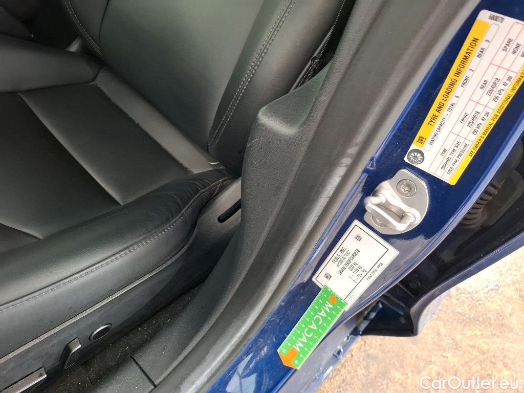  Tesla  Model 3 TESLA  / 2018 / 4P / Berline Grande Autonomie #14