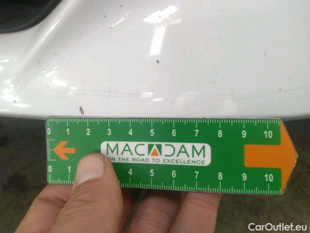  Peugeot  208  Premium 1.5 HDi 100CV BVM6 E6d #4