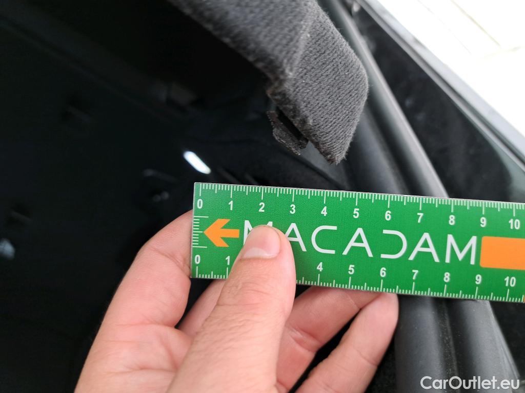  Bmw  Serie 1 BMW Série 1 / 2019 / 5P / Berline 116i Business Design #10