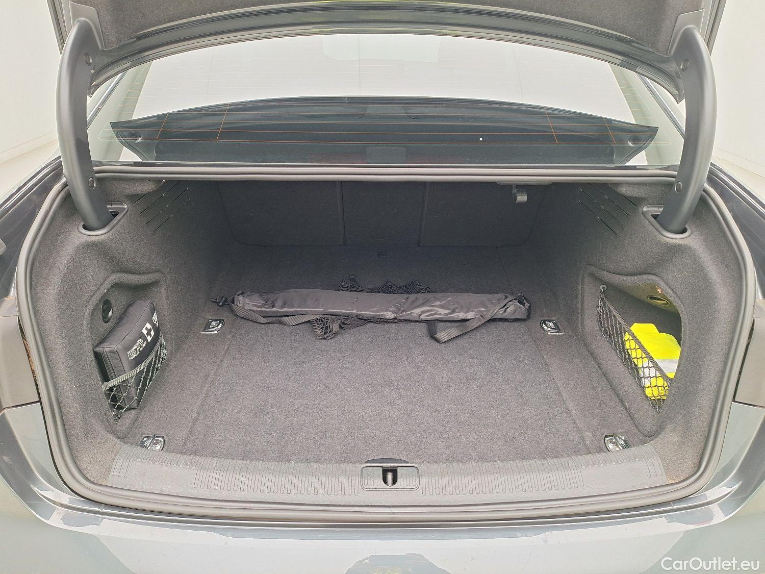  Audi  A4 Audi,  Berline FL'19, Audi  2.0 35 TDi 120kW S tr Adv Business Ed 4d #2