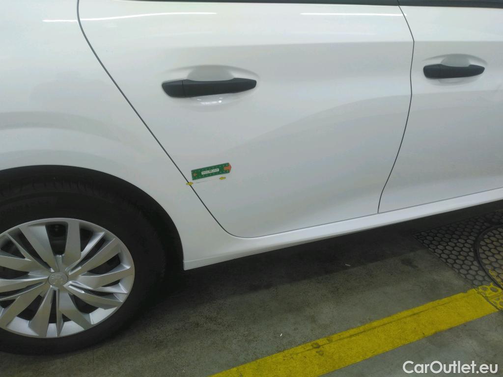  Peugeot  208  Premium 1.5 HDi 100CV BVM6 E6d #18