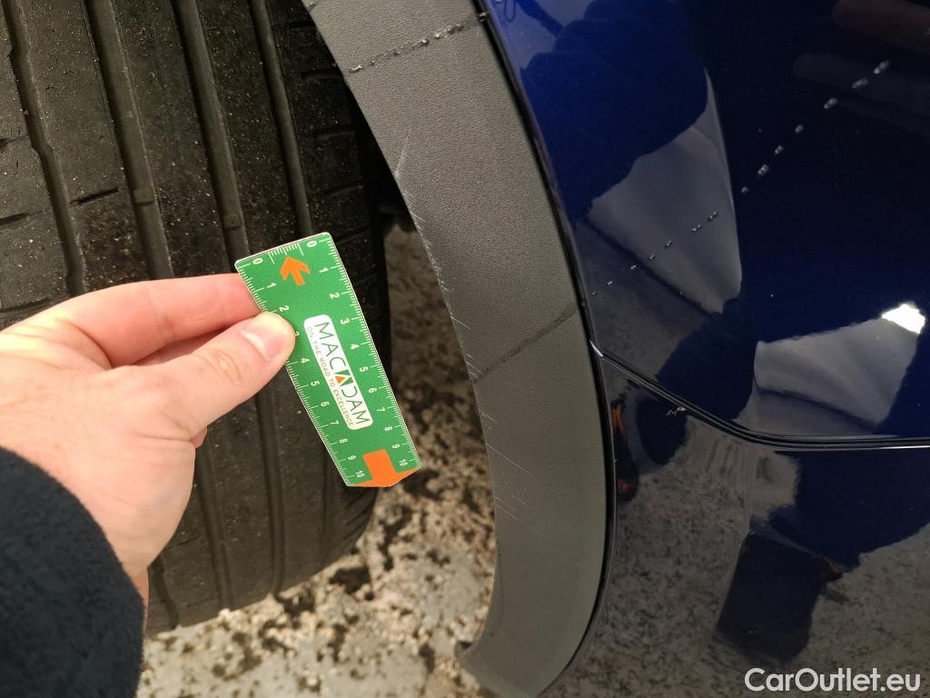  Audi  Q3 AUDI  / 2018 / 5P / SUV 35 TFSI 150 MHEV S TRONIC DESIGN #31