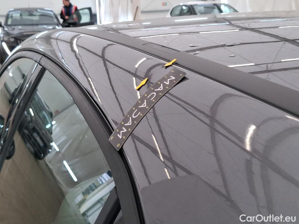  Mercedes  A-Klasse MERCEDES-BENZ Classe A Compact / 2018 / 5P / Berline A 180 d Business Line #14