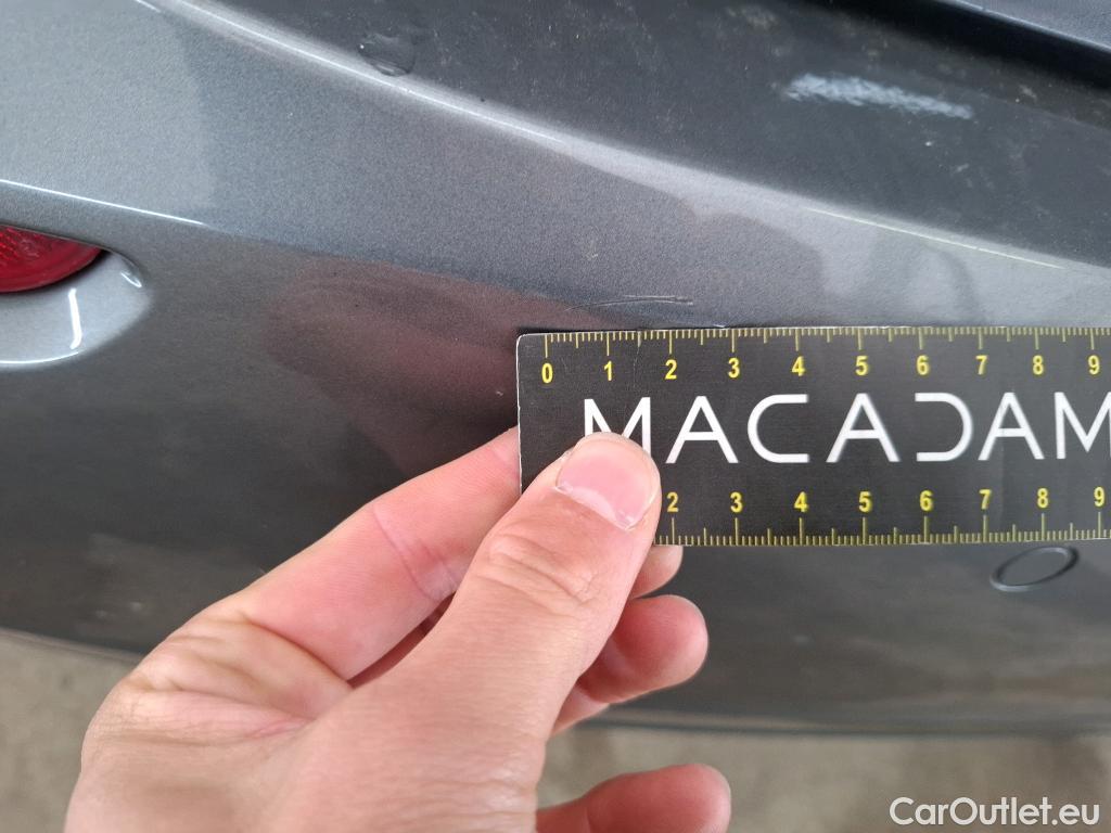  Mercedes  A-Klasse MERCEDES-BENZ Classe A Compact / 2018 / 5P / Berline A 180 d Business Line #26