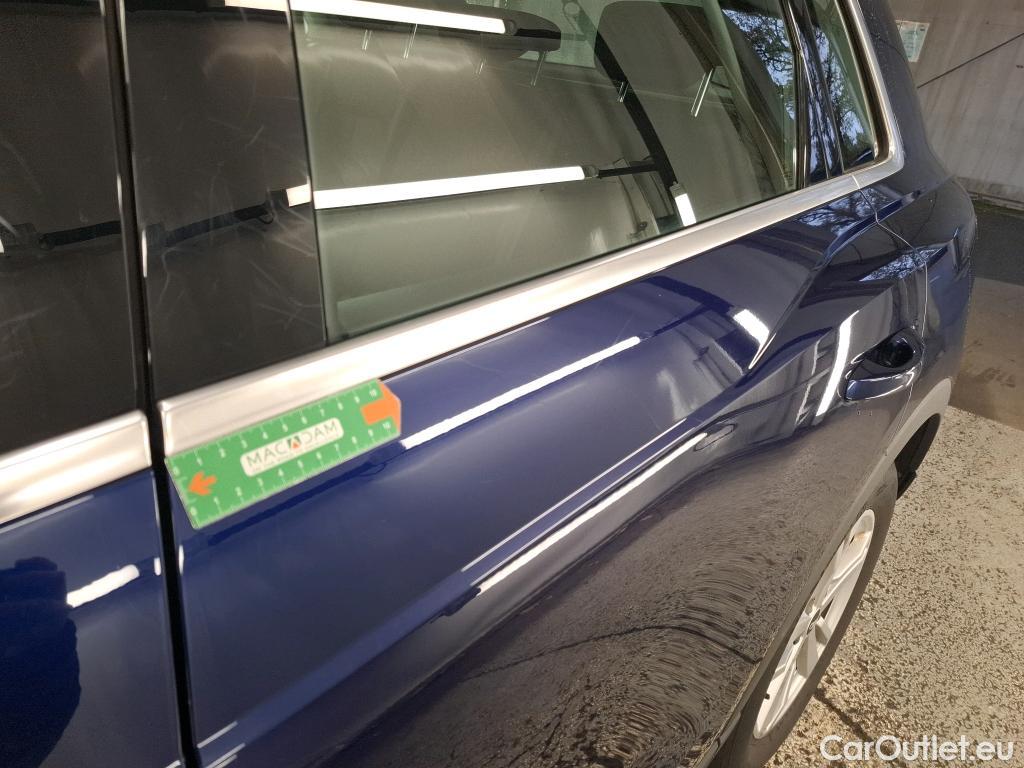  Audi  Q3 AUDI  / 2018 / 5P / SUV 35 TFSI 150 MHEV S TRONIC DESIGN #11