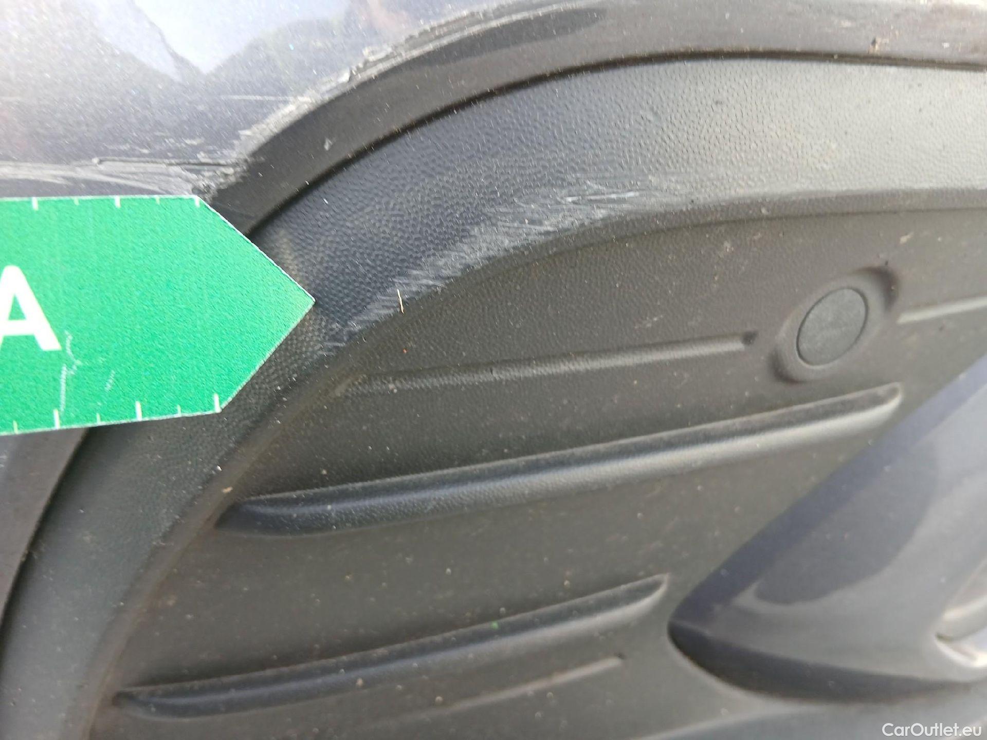  Volkswagen  Polo VOLKSWAGEN  / 2021 / 5P / berlina con portón Life 1.0 TSI 70kW (95CV) DSG #5