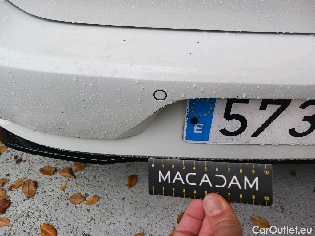  Volkswagen  Golf  VOLKSWAGEN / 2016 / 5P / berlina con portón Sport 2.0 TDI 110kW (150CV) DSG #18