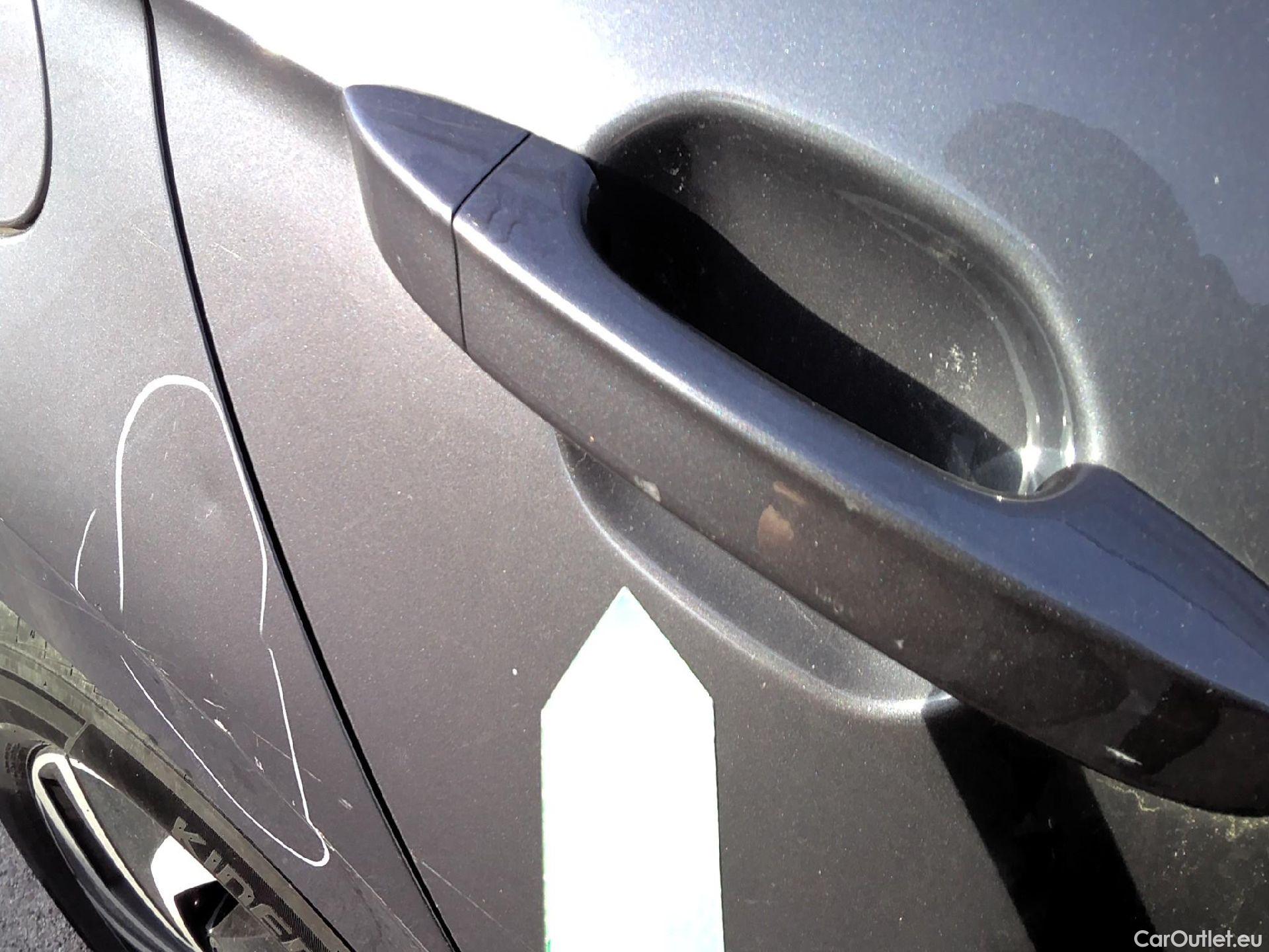  Volkswagen  Polo VOLKSWAGEN  / 2021 / 5P / berlina con portón Life 1.0 TSI 70kW (95CV) DSG #43