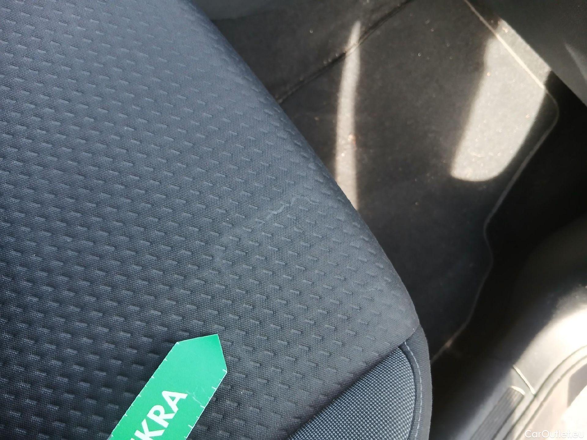  Volkswagen  Polo VOLKSWAGEN  / 2021 / 5P / berlina con portón Life 1.0 TSI 70kW (95CV) DSG #36