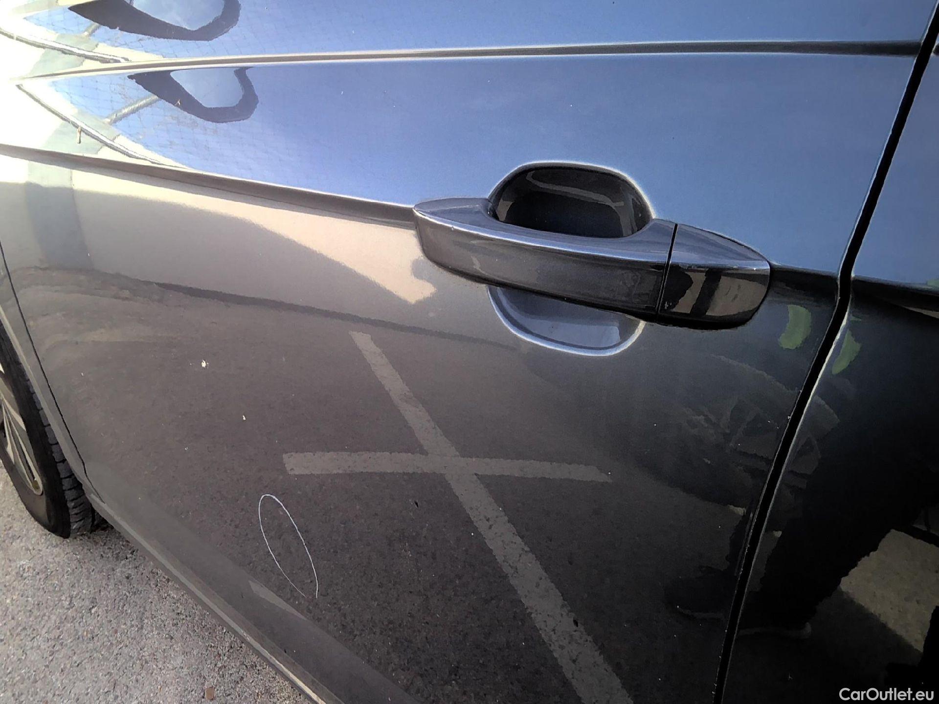  Volkswagen  Polo VOLKSWAGEN  / 2021 / 5P / berlina con portón Life 1.0 TSI 70kW (95CV) DSG #39