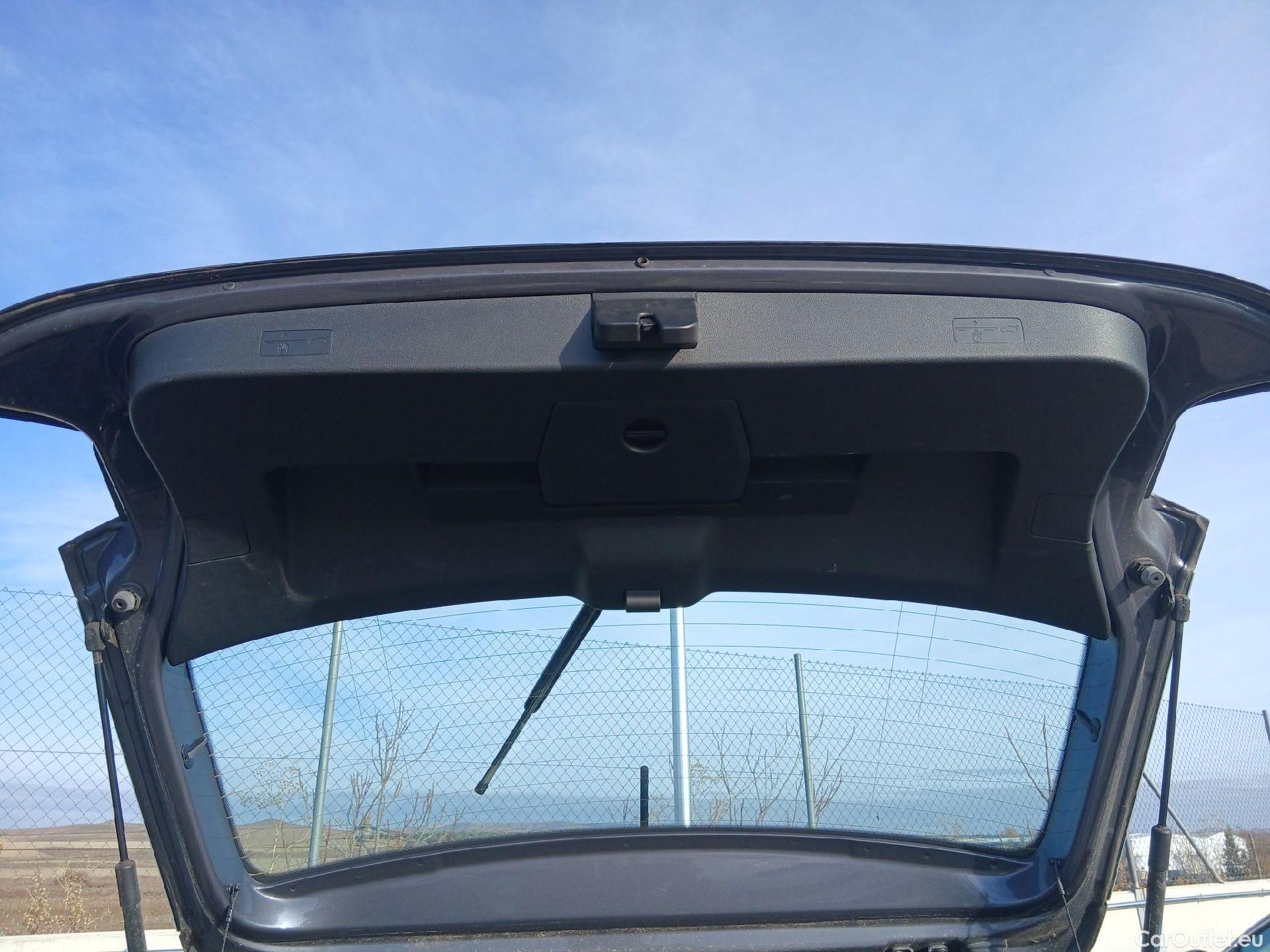  Volkswagen  Polo VOLKSWAGEN  / 2021 / 5P / berlina con portón Life 1.0 TSI 70kW (95CV) DSG #23