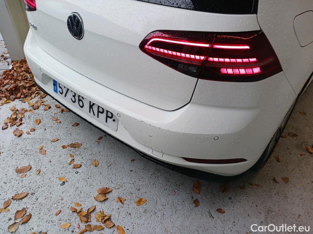  Volkswagen  Golf  VOLKSWAGEN / 2016 / 5P / berlina con portón Sport 2.0 TDI 110kW (150CV) DSG #16