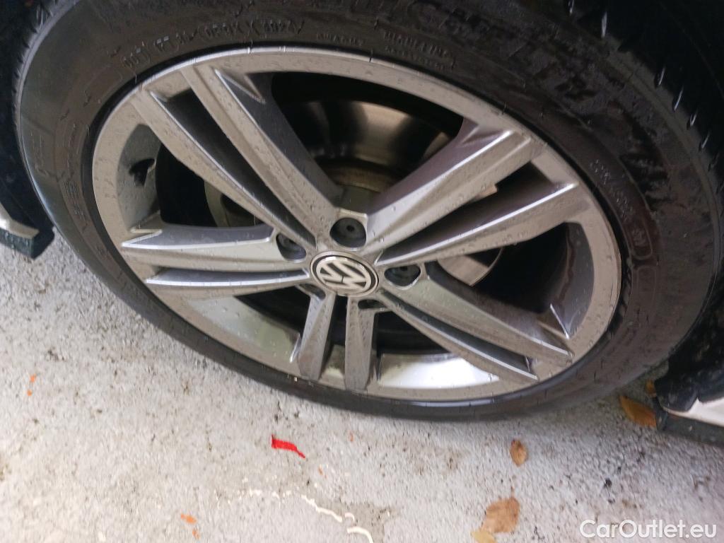  Volkswagen  Golf  VOLKSWAGEN / 2016 / 5P / berlina con portón Sport 2.0 TDI 110kW (150CV) DSG #7