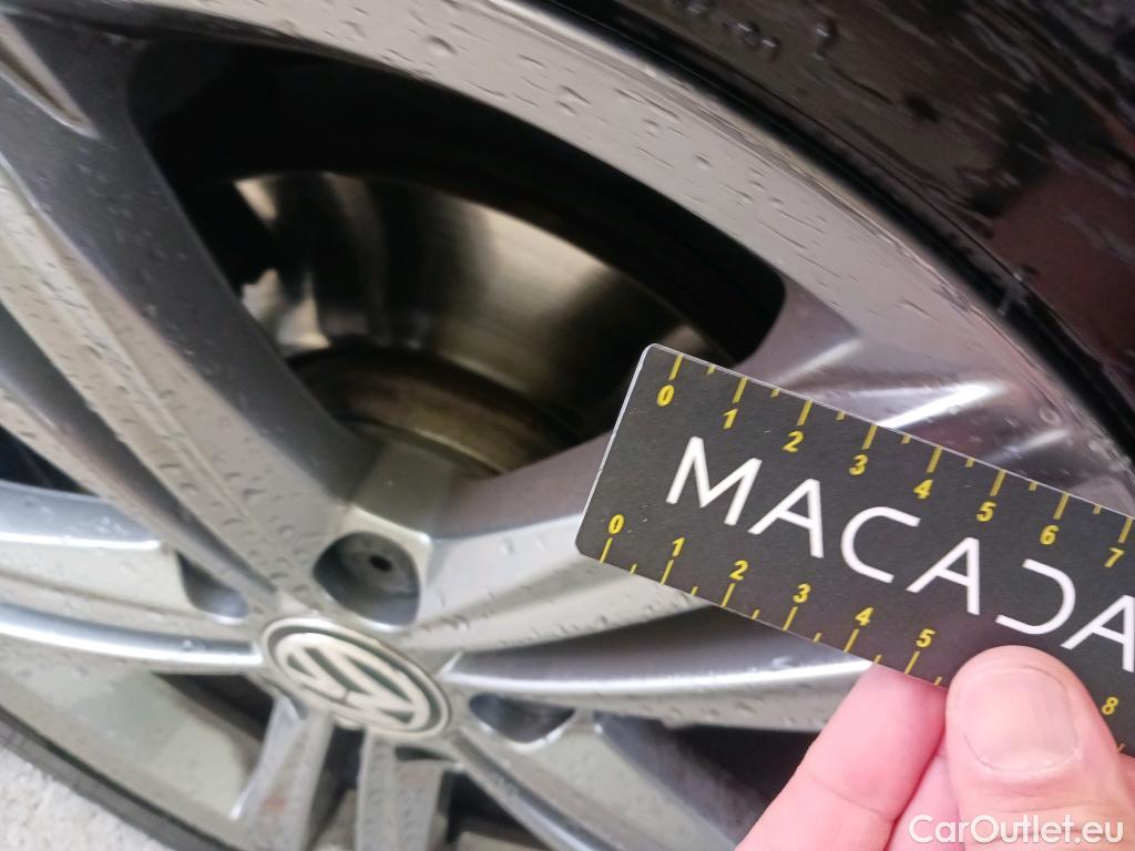  Volkswagen  Golf  VOLKSWAGEN / 2016 / 5P / berlina con portón Sport 2.0 TDI 110kW (150CV) DSG #8