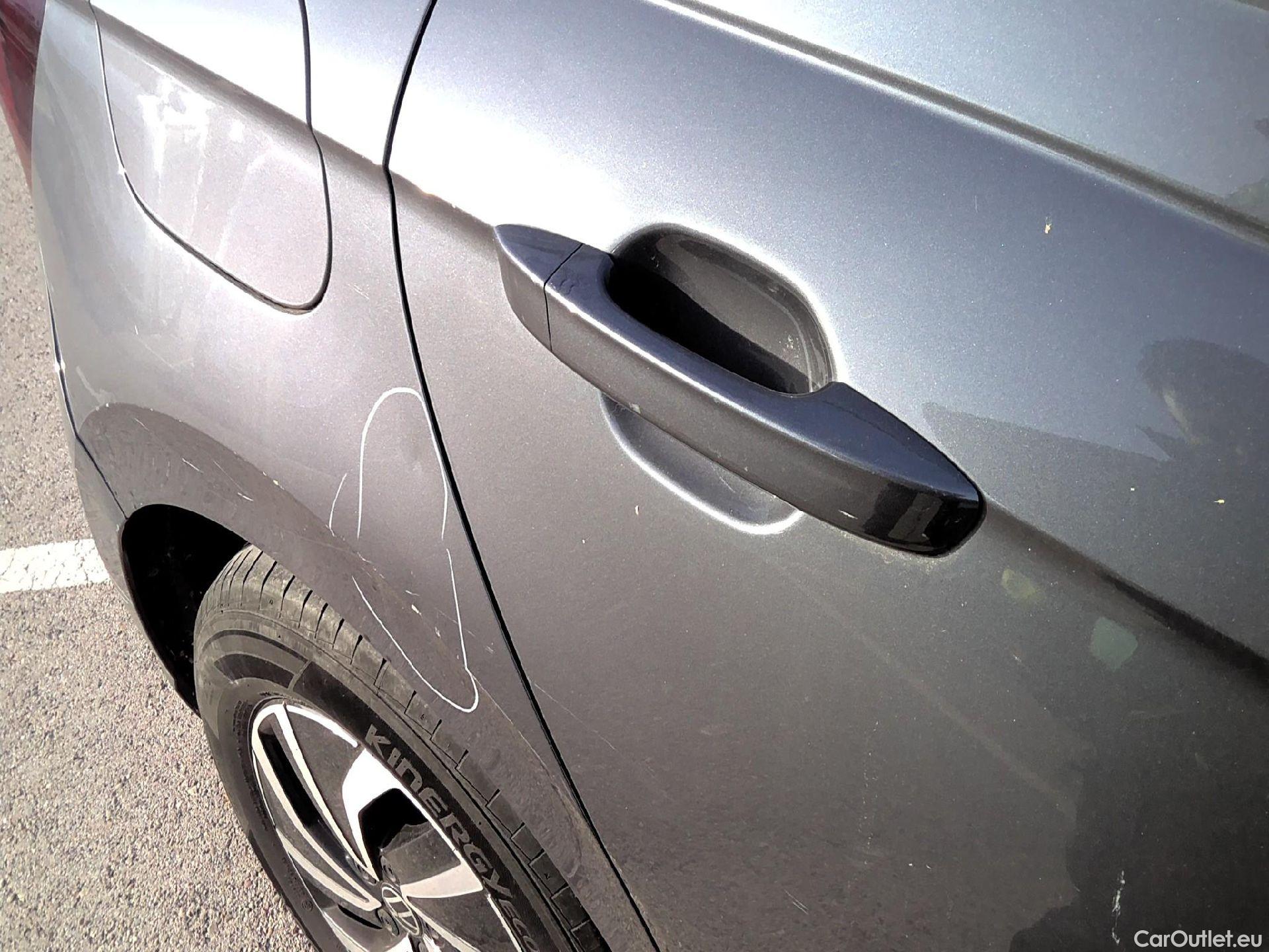  Volkswagen  Polo VOLKSWAGEN  / 2021 / 5P / berlina con portón Life 1.0 TSI 70kW (95CV) DSG #44