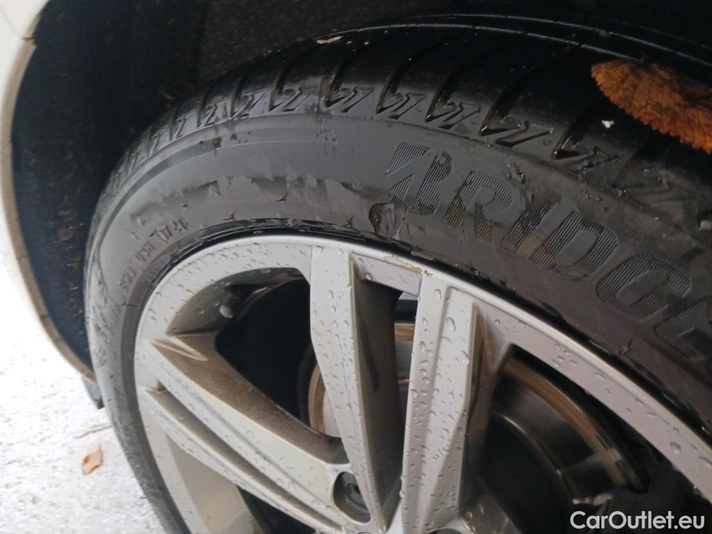  Volkswagen  Golf  VOLKSWAGEN / 2016 / 5P / berlina con portón Sport 2.0 TDI 110kW (150CV) DSG #23