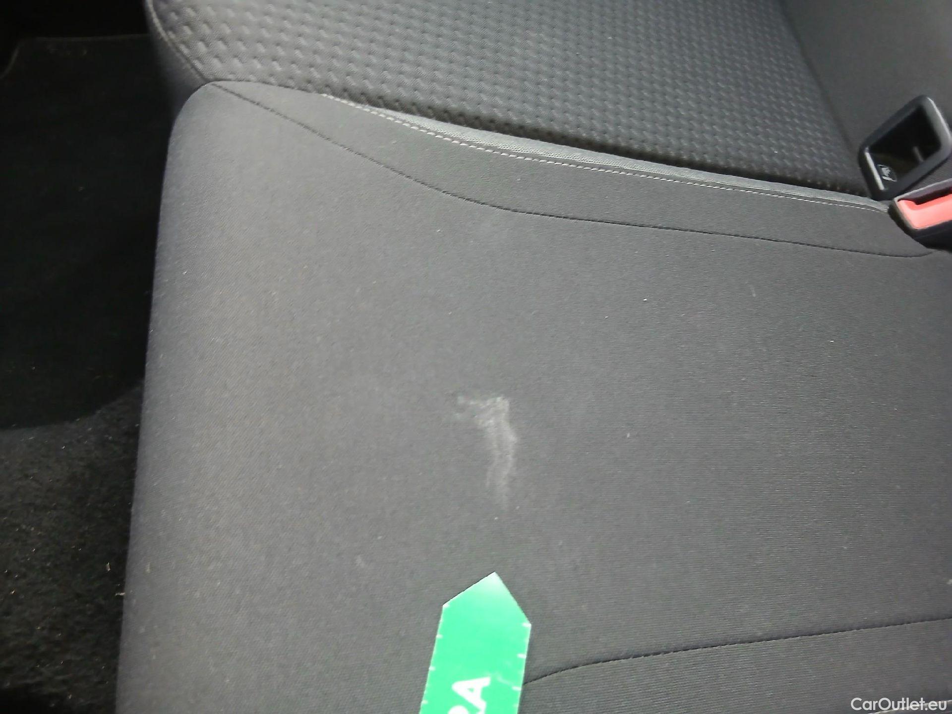  Volkswagen  Polo VOLKSWAGEN  / 2021 / 5P / berlina con portón Life 1.0 TSI 70kW (95CV) DSG #38