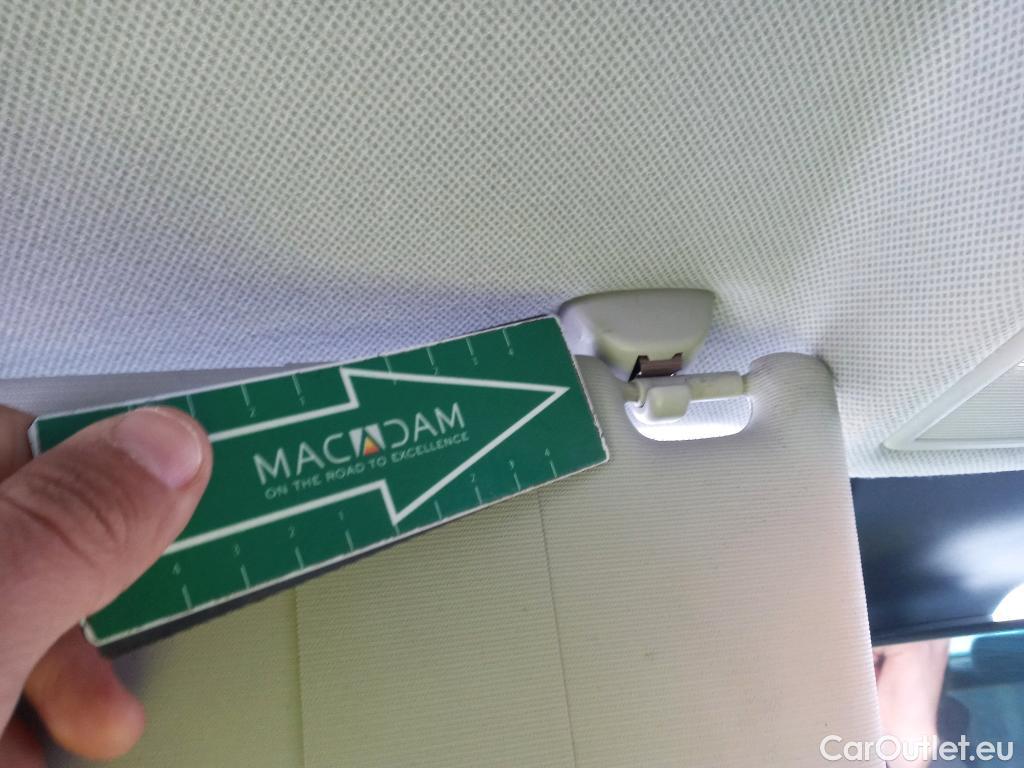  Seat  Ibiza SEAT  / 2017 / 5P / berlina con portón 1.0 MPI 59kW (80CV) Reference Plus(SP) #19