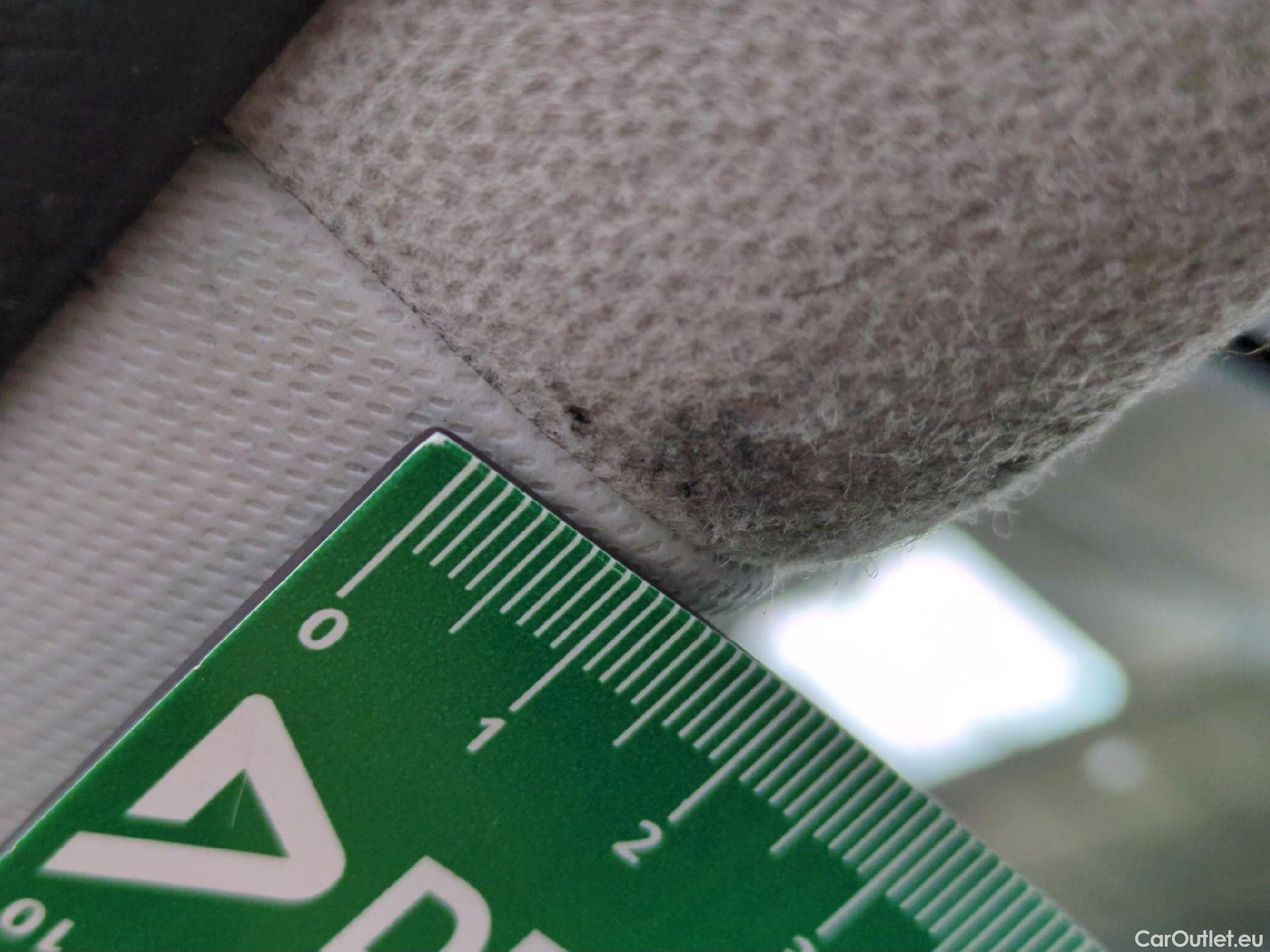  KIA  STONIC KIA  / 2020 / 5P / SUV 1.0 T-GDI 120 MHEV ACTIVE BUSINESS DCT7 #4