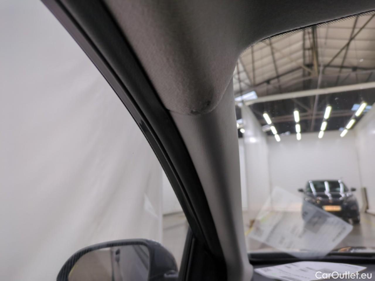  KIA  STONIC KIA  / 2020 / 5P / SUV 1.0 T-GDI 120 MHEV ACTIVE BUSINESS DCT7 #2