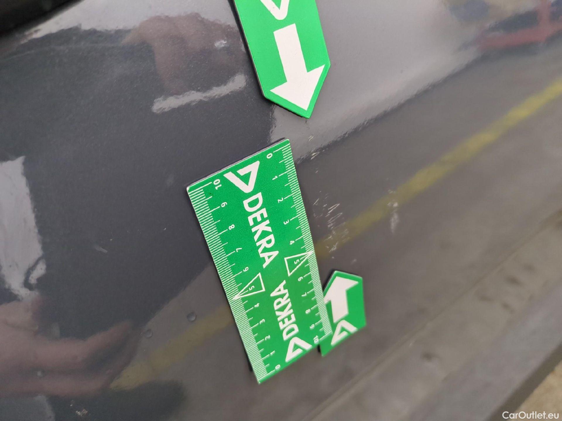  KIA  STONIC KIA  / 2020 / 5P / SUV 1.0 T-GDI 120 MHEV ACTIVE BUSINESS DCT7 #22