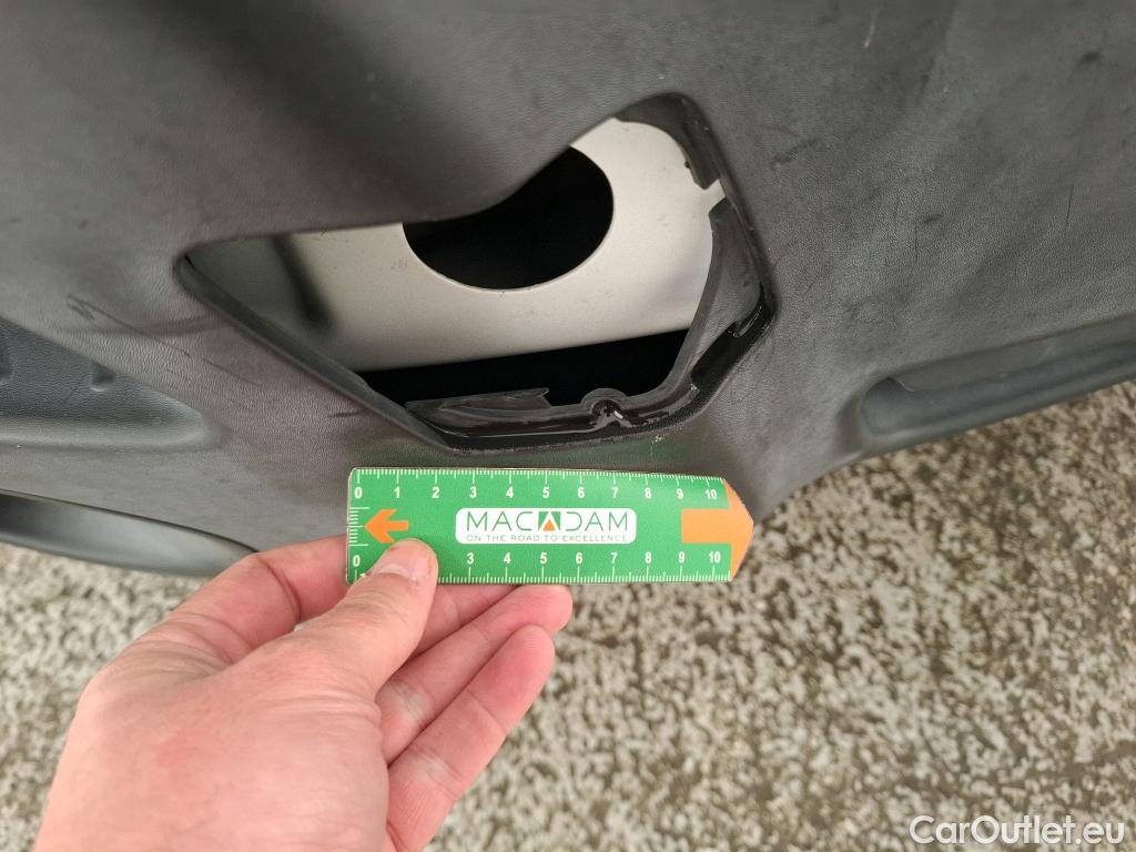  Renault  Master  III Fourgon L2H2 3 5 Grand Confort dCi 130CV BVM6 E6 #15