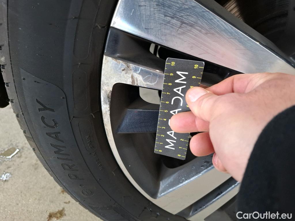  Peugeot  5008  GT Line 1.2 PureTech 130CV BVA8 E6d #11