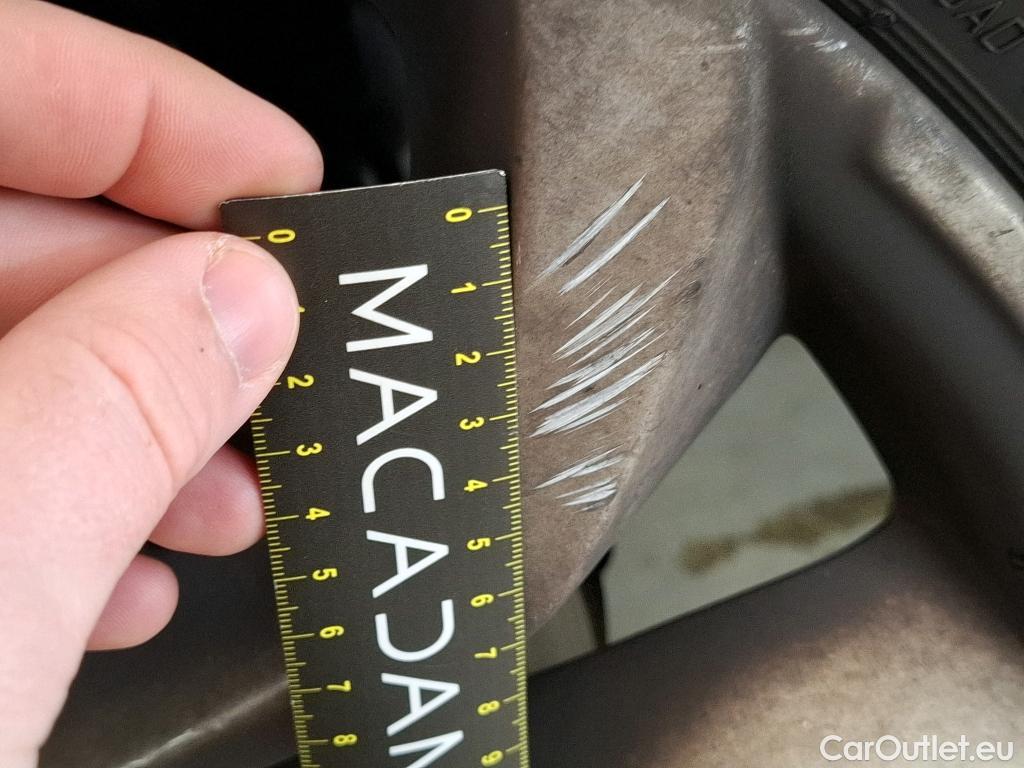  Renault  Scenic RENAULT Scénic / 2016 / 5P / monospace Business Blue dCi 120 EDC #41