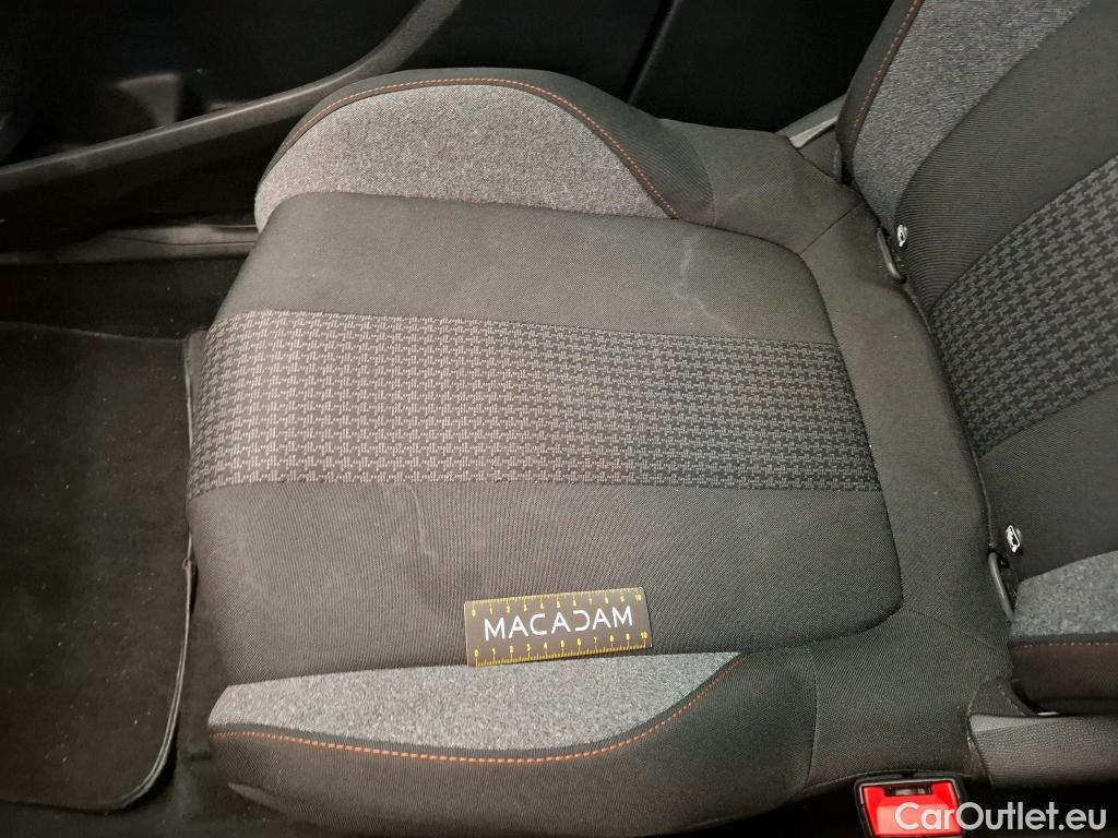  Peugeot  3008  Active Business 1.5 HDi 130CV BVA8 E6d #18