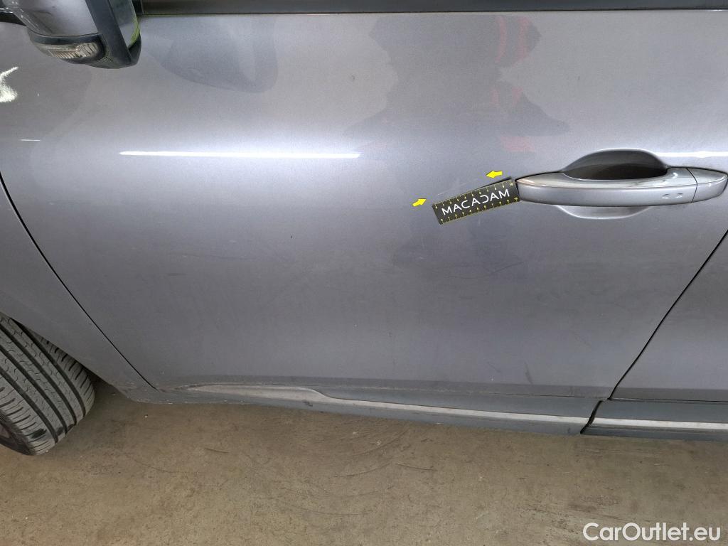  Renault  Scenic RENAULT Scénic / 2016 / 5P / monospace Business Blue dCi 120 EDC #48