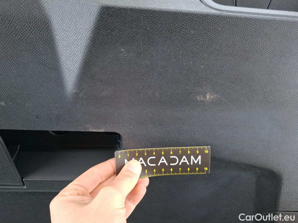  Peugeot  3008  Active Business 1.5 HDi 130CV BVA8 E6d #15