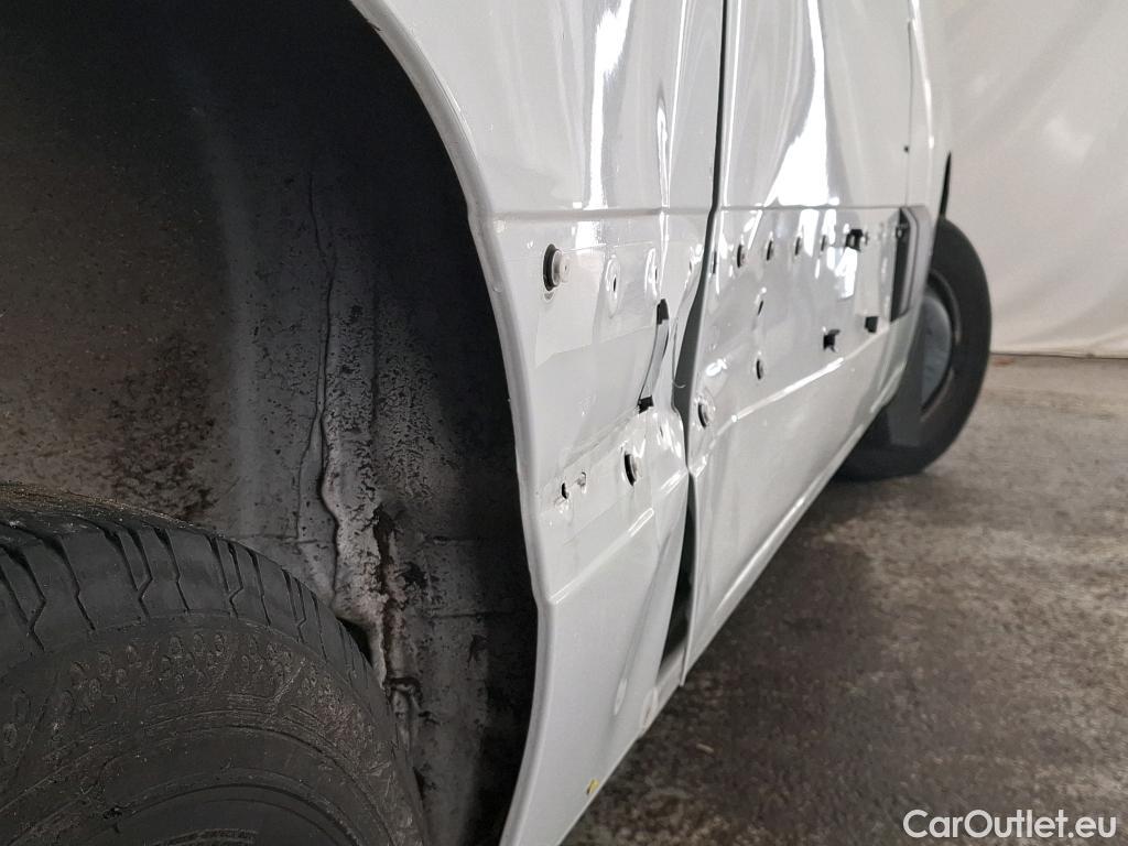  Renault  Master  III Fourgon L2H2 3 5 Grand Confort dCi 130CV BVM6 E6 #6