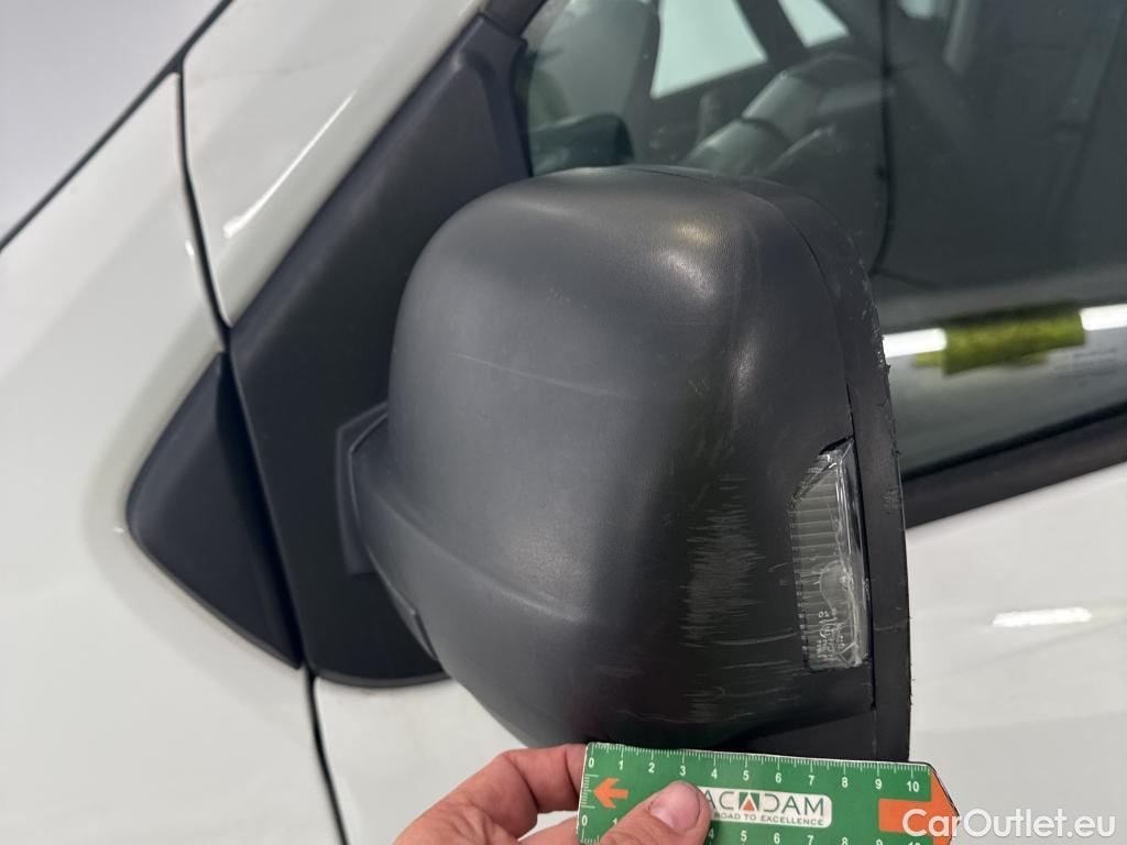  Renault  Trafic  Fourgon L2H1 3T Grand Confort 2.0 dCi 130CV BVM6 E6d #36