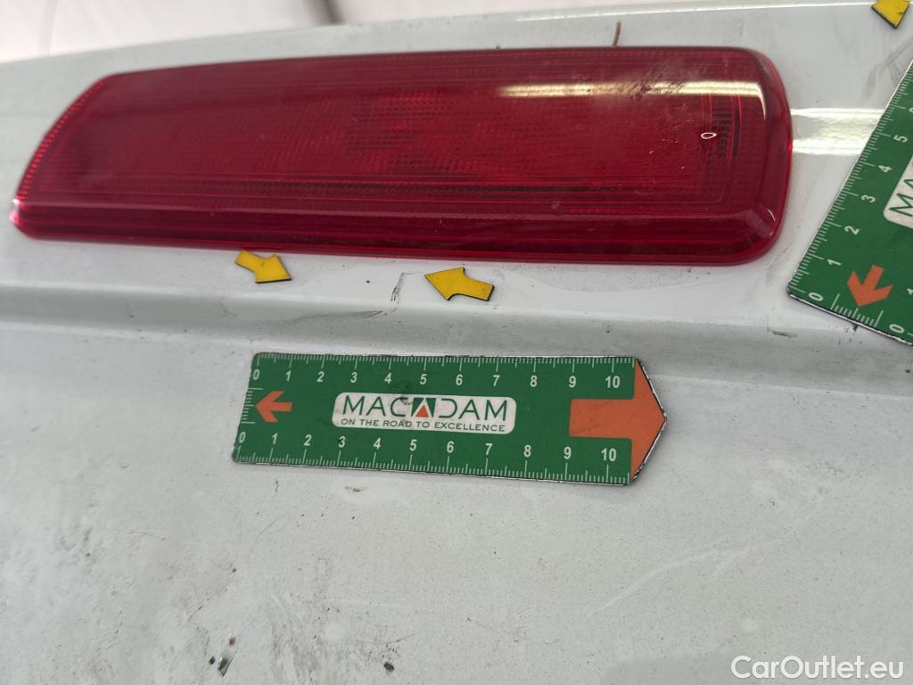  Renault  Trafic  Fourgon L2H1 3T Grand Confort 2.0 dCi 130CV BVM6 E6d #63