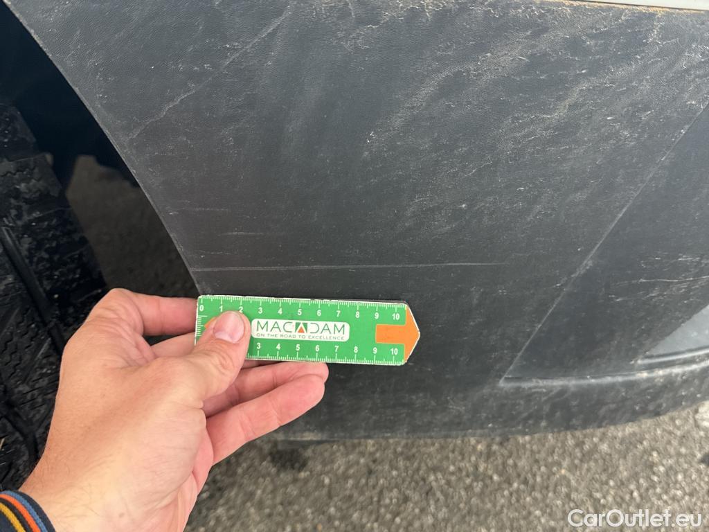  Renault  Trafic  Fourgon L2H1 3T Grand Confort 2.0 dCi 130CV BVM6 E6d #45