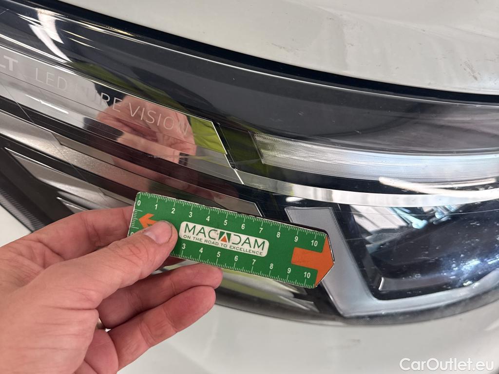  Renault  Trafic  Fourgon L2H1 3T Grand Confort 2.0 dCi 130CV BVM6 E6d #28