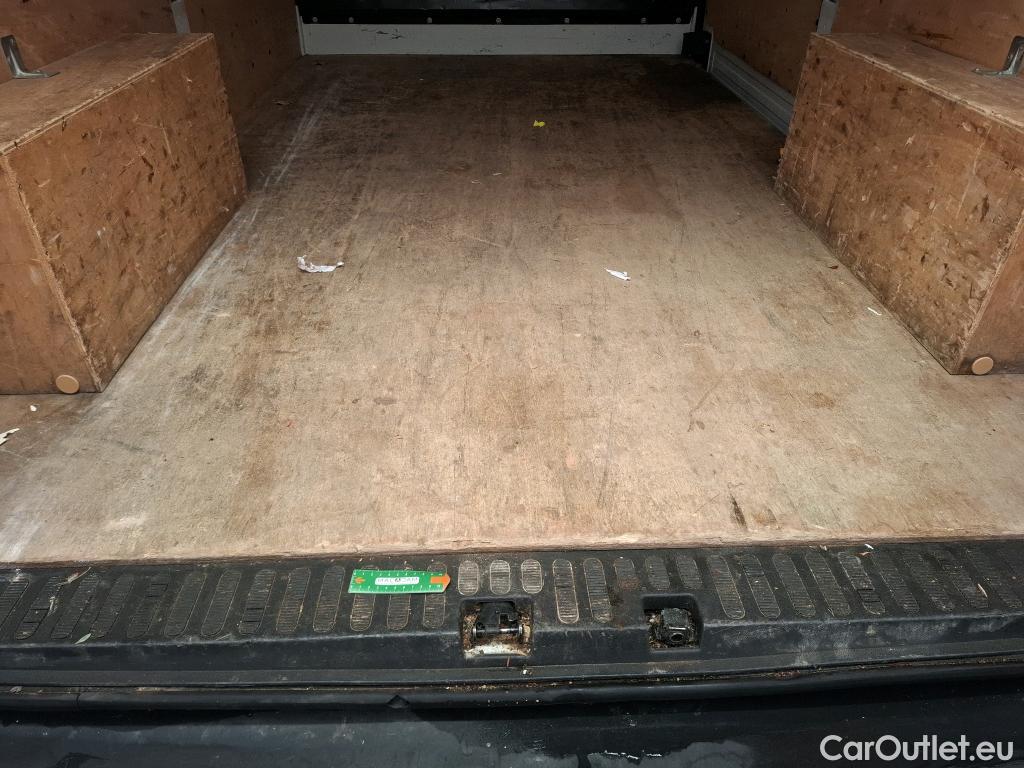 Renault  Master  III Fourgon L2H2 3 5 Grand Confort dCi 130CV BVM6 E6 #10