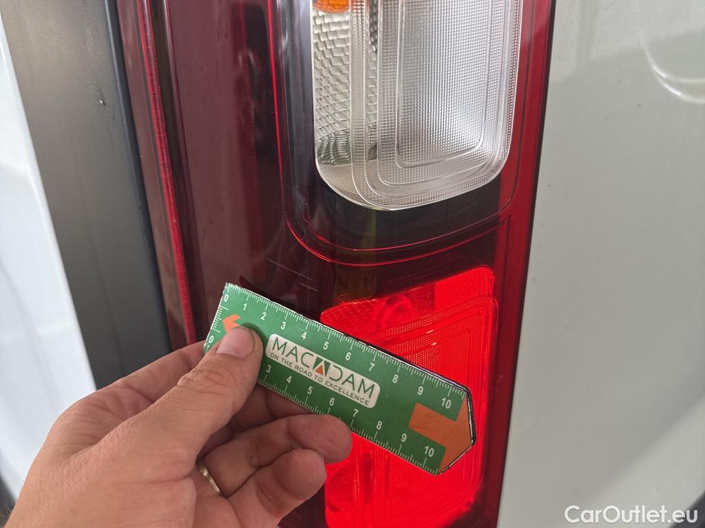  Renault  Trafic  Fourgon L2H1 3T Grand Confort 2.0 dCi 130CV BVM6 E6d #59