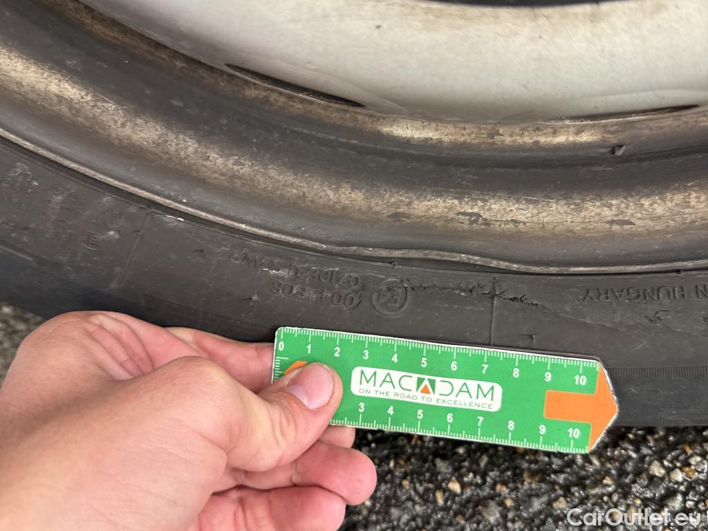  Renault  Trafic  Fourgon L2H1 3T Grand Confort 2.0 dCi 130CV BVM6 E6d #18