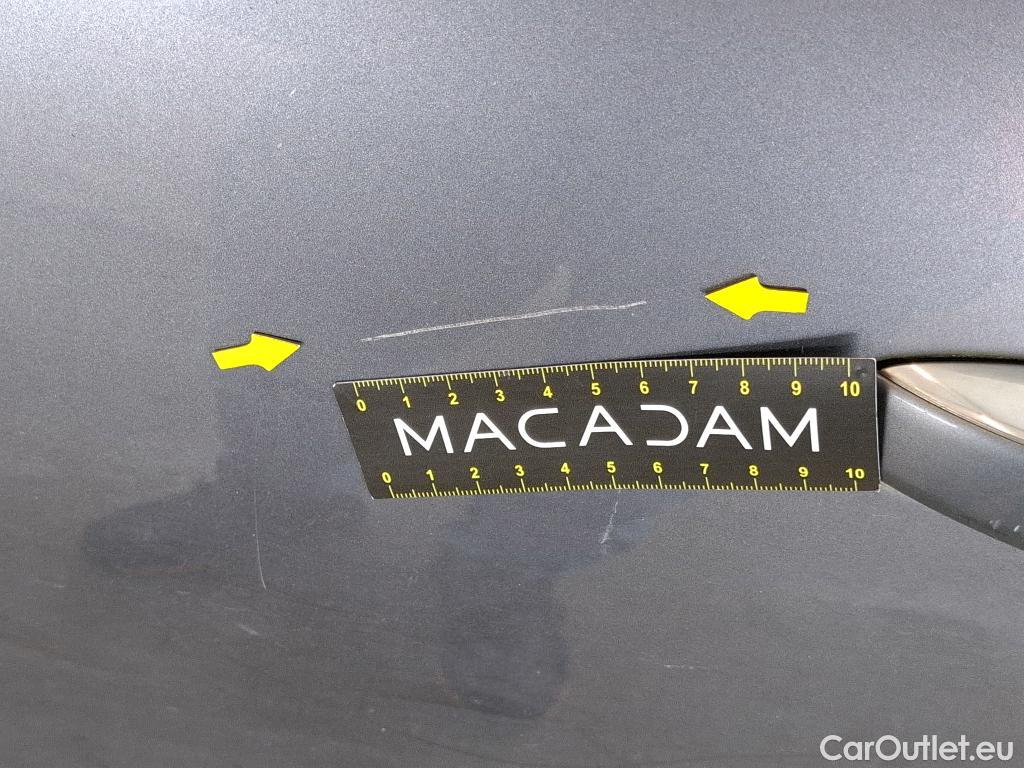  Renault  Scenic RENAULT Scénic / 2016 / 5P / monospace Business Blue dCi 120 EDC #49