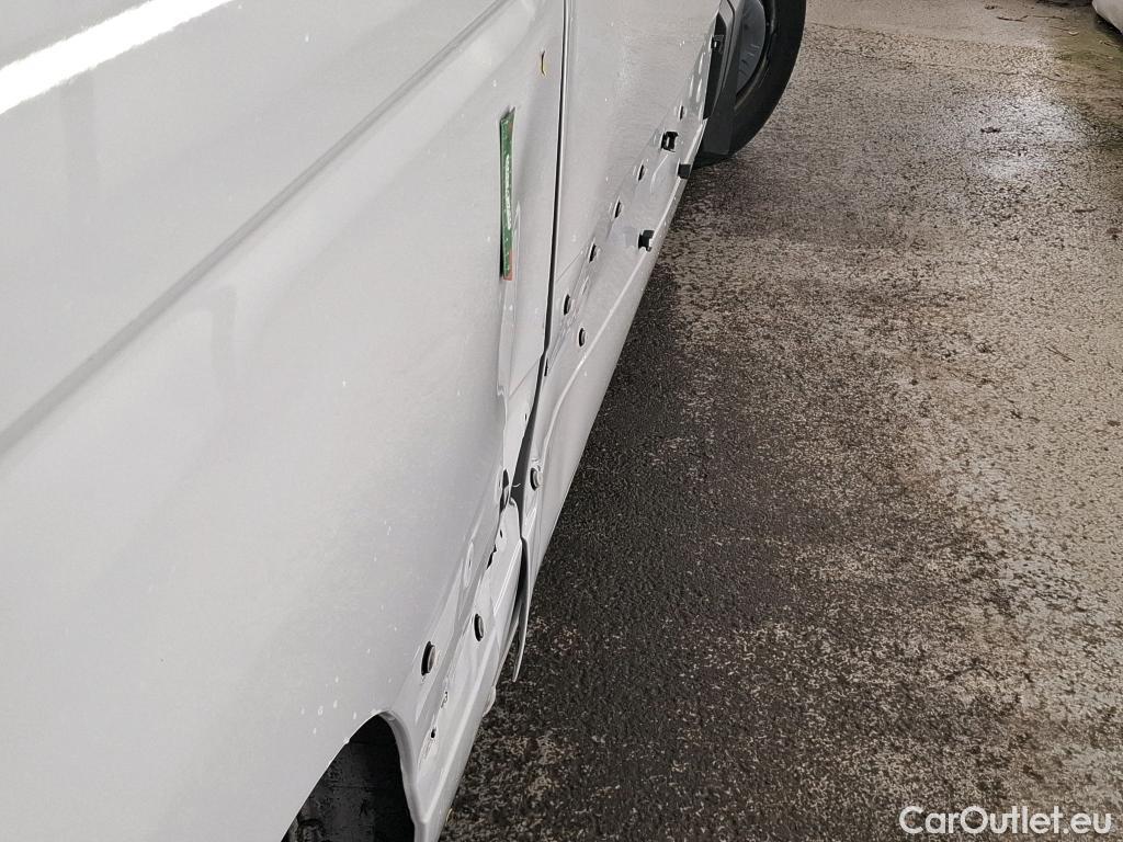 Renault  Master  III Fourgon L2H2 3 5 Grand Confort dCi 130CV BVM6 E6 #5