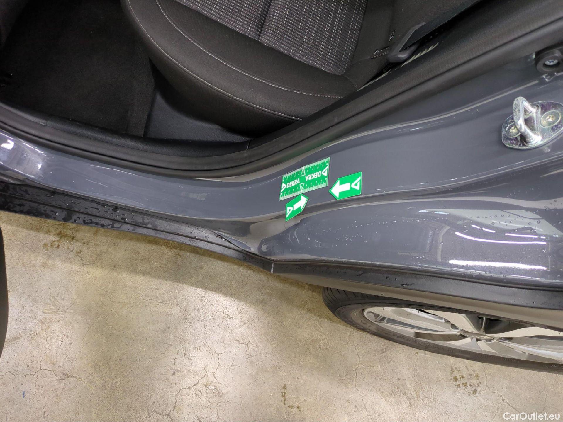  KIA  STONIC KIA  / 2020 / 5P / SUV 1.0 T-GDI 120 MHEV ACTIVE BUSINESS DCT7 #8