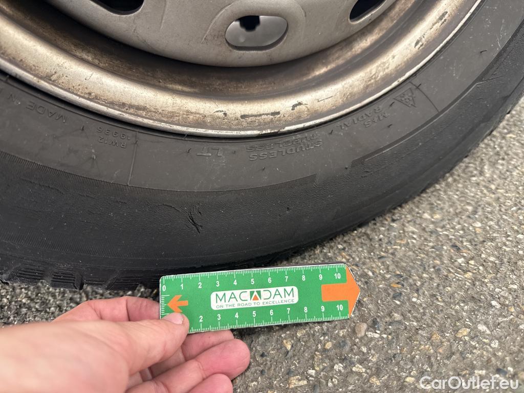  Renault  Trafic  Fourgon L2H1 3T Grand Confort 2.0 dCi 130CV BVM6 E6d #13