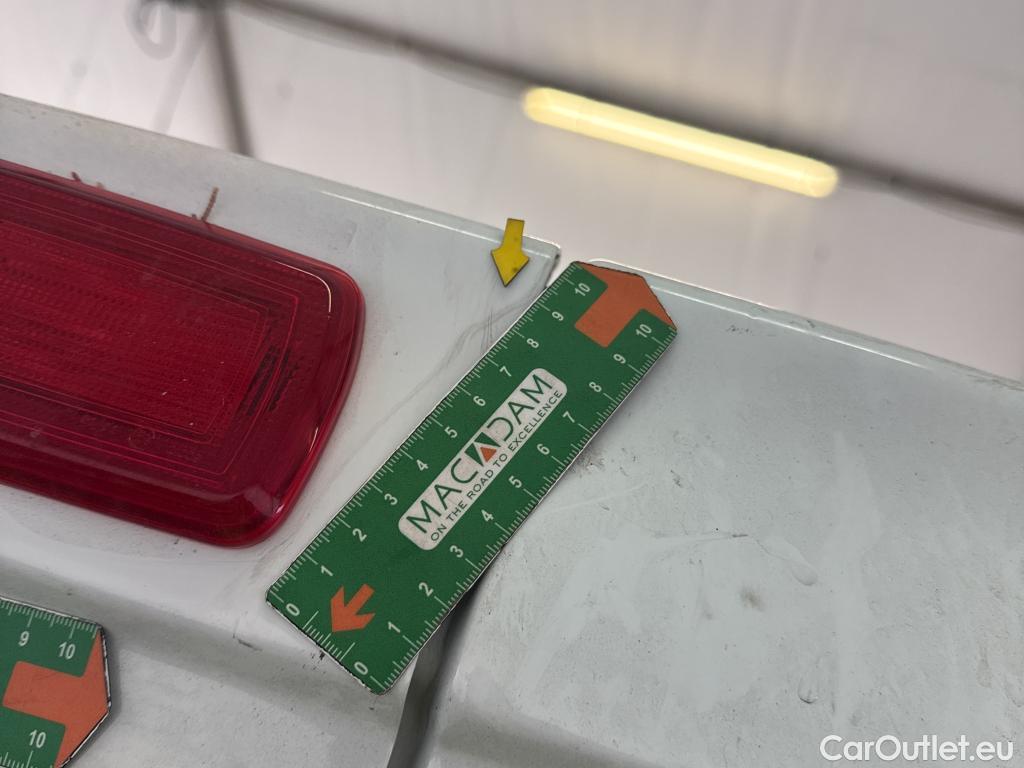  Renault  Trafic  Fourgon L2H1 3T Grand Confort 2.0 dCi 130CV BVM6 E6d #64