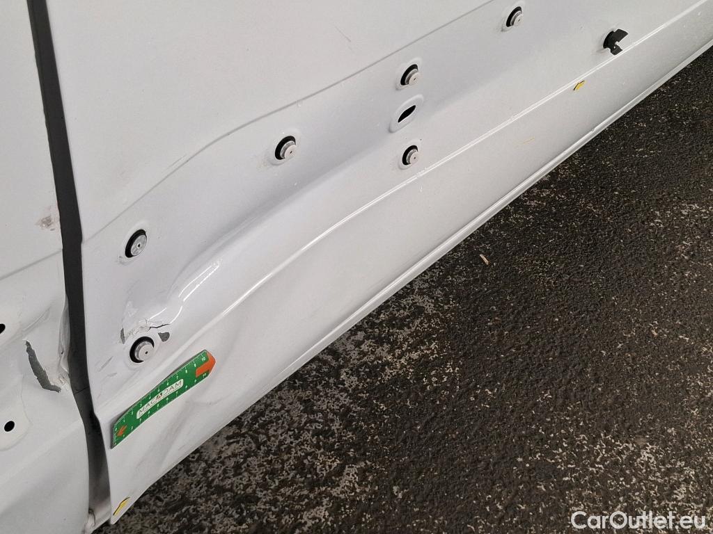  Renault  Master  III Fourgon L2H2 3 5 Grand Confort dCi 130CV BVM6 E6 #3